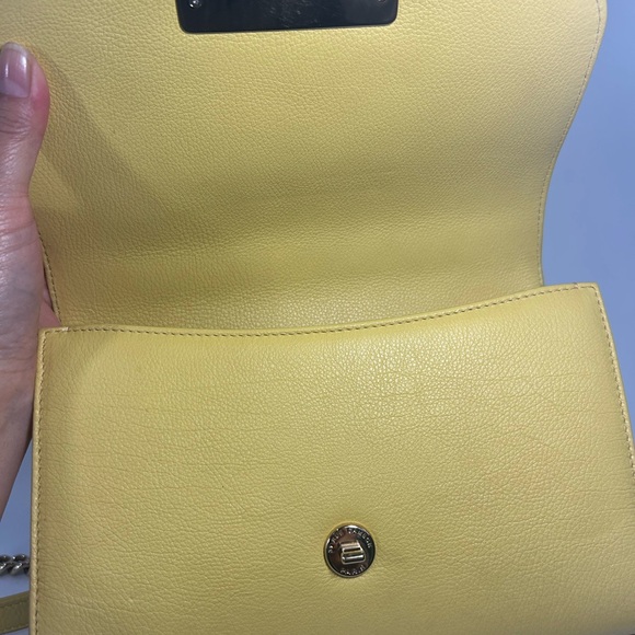 Chanel Label Click Flap Bag. - Picture 7 of 9